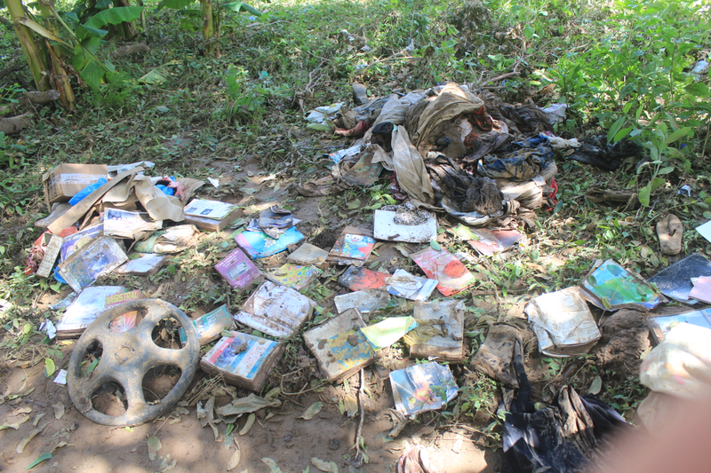 School teachers lost all their books and supplies in the storm. Photo by Javier Baldovinos.